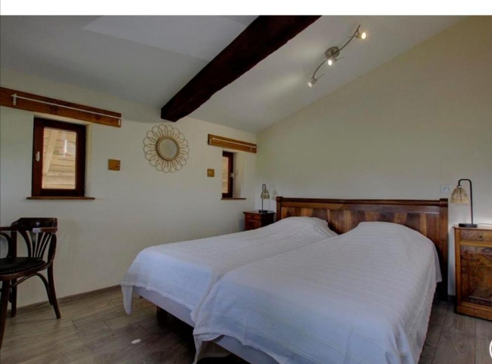 Chambres D'Hotes Les Vignes Montcet Екстер'єр фото